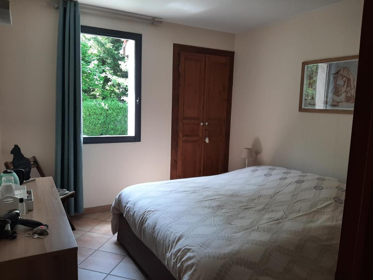 Au Chat Perche Mareil-sur-Mauldre Quarto foto